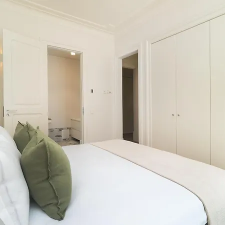 Apartman Whome Timeless Design Meets Convenience