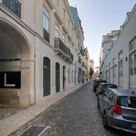 Whome Timeless Design Meets Convenience Apartmán