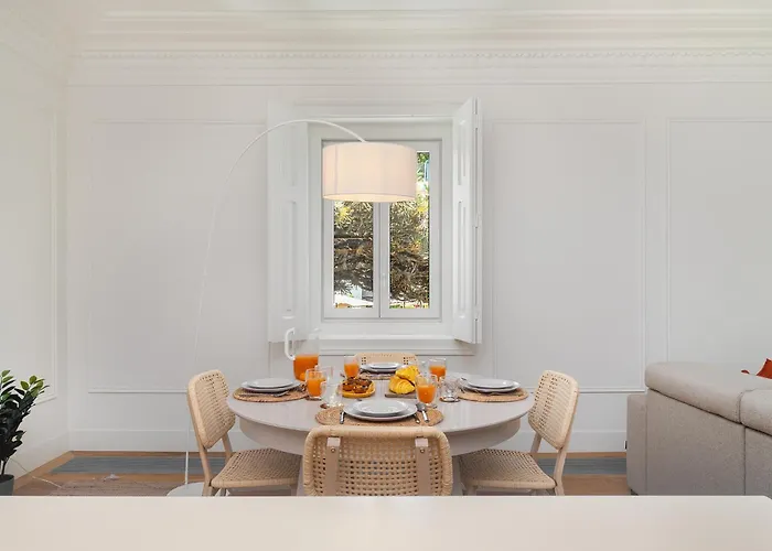 Whome Timeless Design Meets Convenience * Lisboa