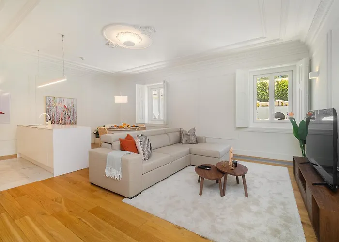 Whome Timeless Design Meets Convenience דירה ליסבון