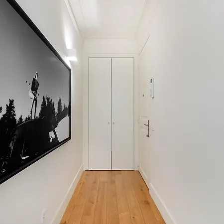 Whome Timeless Design Meets Convenience Апартаменты *