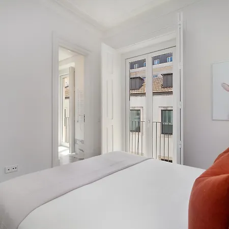Whome Timeless Design Meets Convenience Lisbon