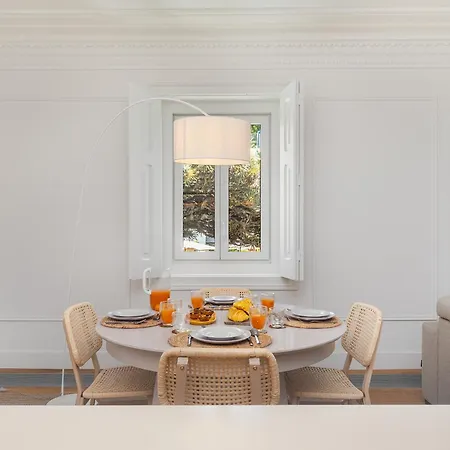 Whome Timeless Design Meets Convenience * Lisbon