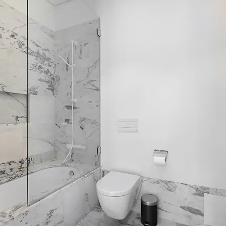 Whome Timeless Design Meets Convenience ליסבון
