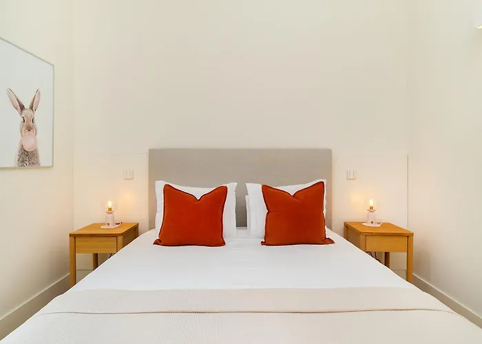 Whome Timeless Design Meets Convenience Lisbona